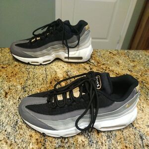 Nike Air Max 95 Youth 6.5 Recraft Running Sneakers Black Mesh CJ3906-007 Running